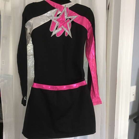 Many many cheer uniforms available - Picture 4 of 15